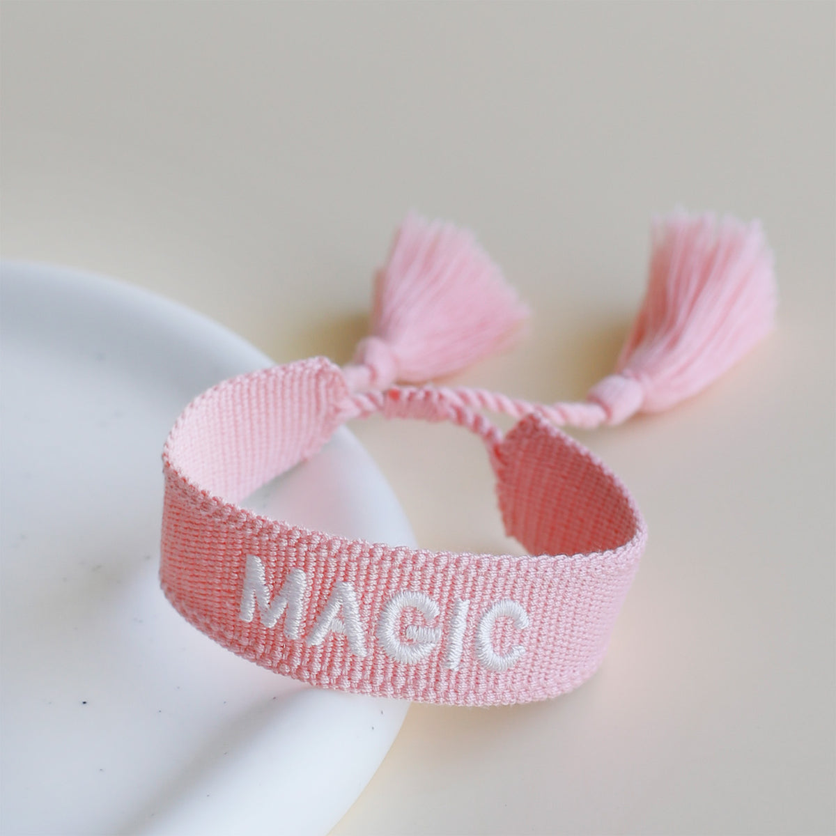 disney-parks-fan-bracelet-magic-pink-white-embroidery-gift